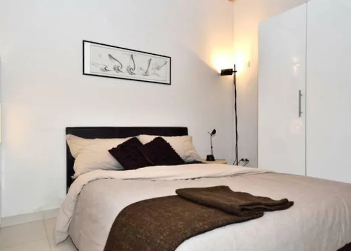 Pogrihouse * Trieste